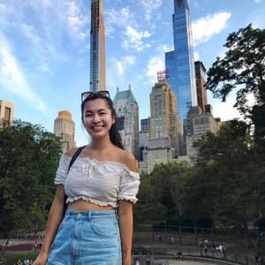 Meet your Posher, Amelia